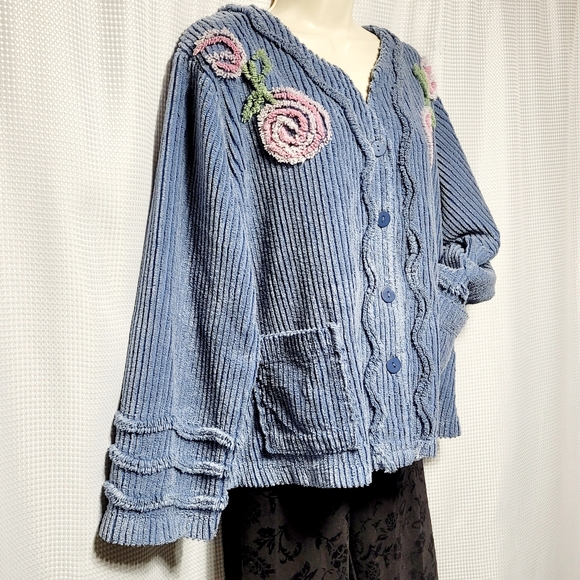 The Vermont Country Store Chenille Blossom Button-Front Bed Jacket Women's (1X) - Picture 4 of 13